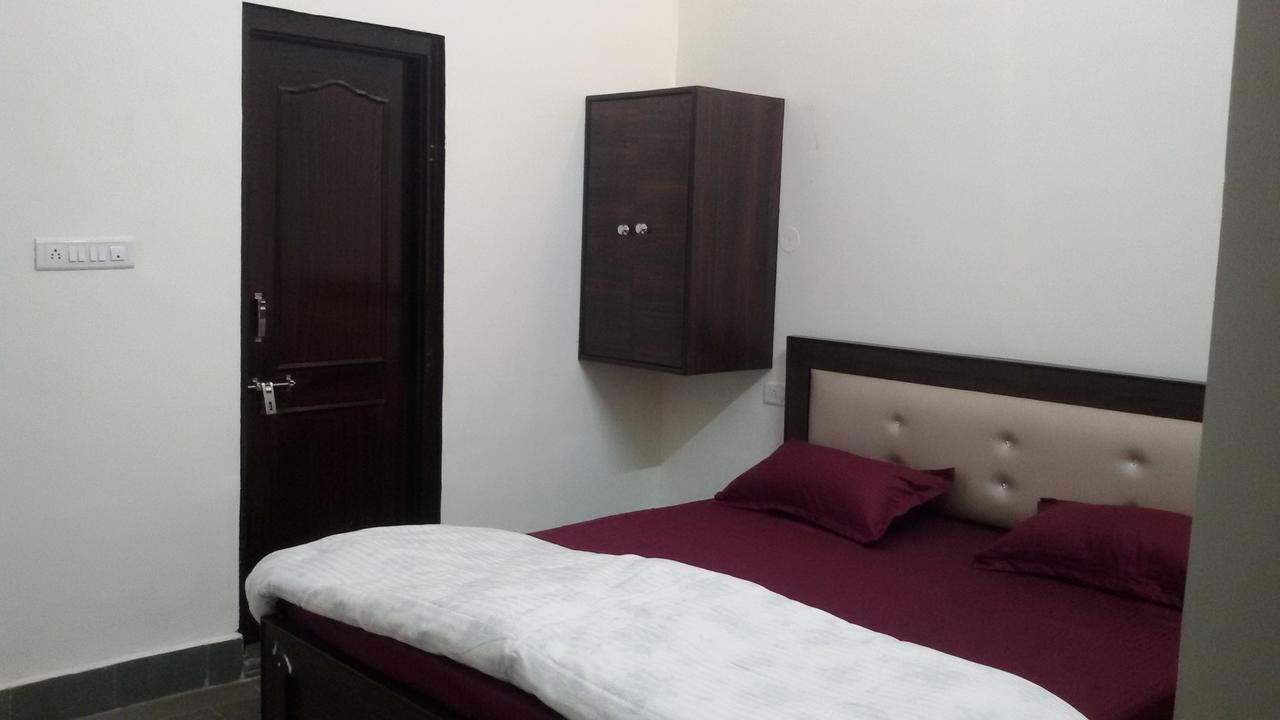 Hotel Vacation Джапур Экстерьер фото