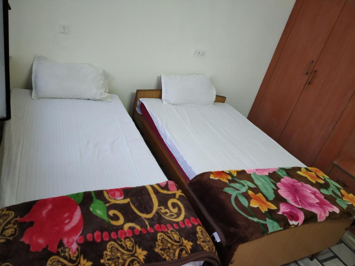 Hotel Vacation Джапур Экстерьер фото